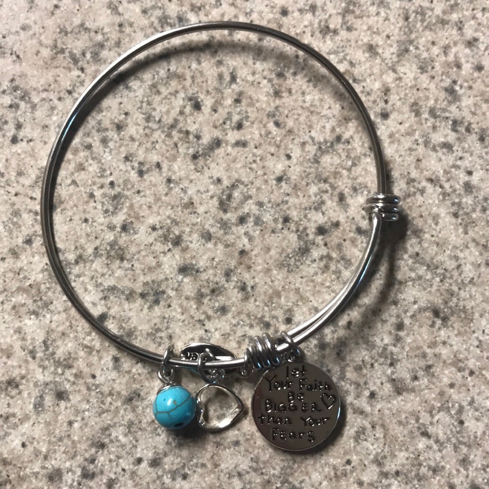 Bracelet